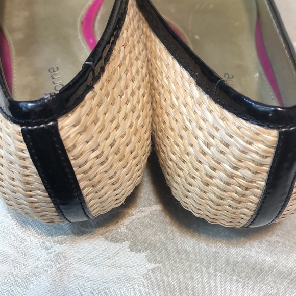 Liz Claiborne Aleya Wicker Woven flats w Metal Bamboo Buckles Size 9 - Picture 6 of 7